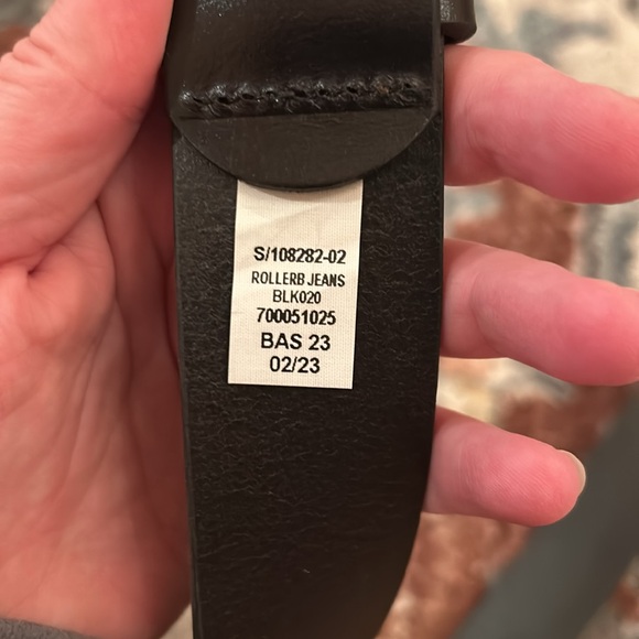 Banana Republic Leather Roller-Buckle Casual Belt - Black - Size 38 - Picture 3 of 3